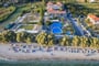 Hotel Zefiros Beach: fotografie vybavení exteriérů a interiérů ubytování.