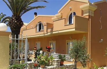Agios Georgios - Studia Antonis