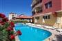 Hotel Sunny Flower-venkovní bazén