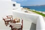 Hotel Paros Bay: fotografie vybavení exteriérů a interiérů ubytování.