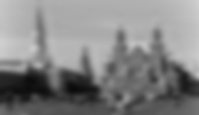 Moskva a Petrohrad - letecky a vlakem