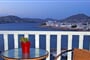 Hotel Pandrossos: fotografie vybavení exteriérů a interiérů ubytování.