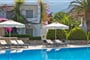 Hotel Dionysos Seaside Resort: fotografie vybavení exteriérů a interiérů ubytování.