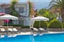 Hotel Dionysos Seaside Resort: fotografie vybavení exteriérů a interiérů ubytování.