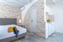 Hotel Naxos Holidays: fotografie vybavení exteriérů a interiérů ubytování.