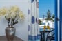 Hotel Naxos Holidays: fotografie vybavení exteriérů a interiérů ubytování.