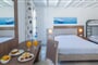 Hotel Naxos Holidays: fotografie vybavení exteriérů a interiérů ubytování.