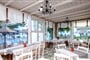 Hotel Alkyoni Beach: fotografie vybavení exteriérů a interiérů ubytování.