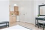 Hotel San Antonio - Paros: fotografie vybavení exteriérů a interiérů ubytování.