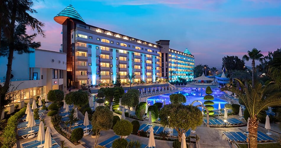 Hotel Saphir & Villas: fotografie vybavení exteriérů a interiérů ubytování.