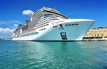 MSC Grandiosa -Západní Karibik letecky s delegátem + den navíc v Orlandu (z Port Canaveral)
