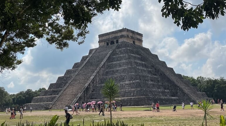 Mexiko, Yukatán, pyramidy