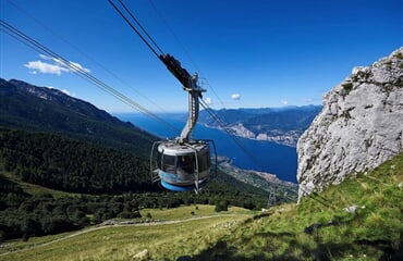 Riva del Garda - Lago di Garda - hory, palmy a vůně citronů - NOVINKA