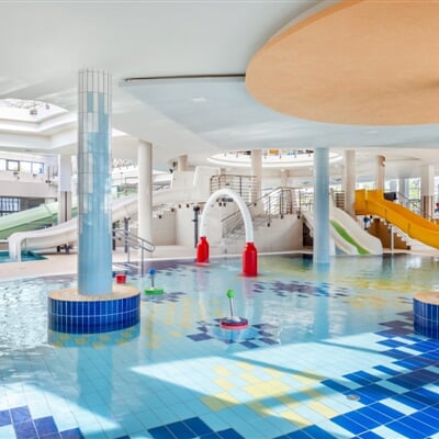 151 Park inn sarvar 25 54