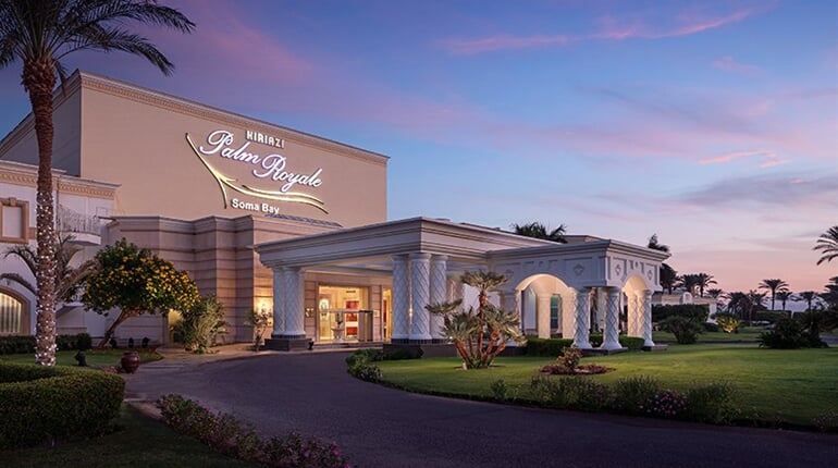 Hotel Palm Royale Resort Soma Bay: fotografie vybavení exteriérů a interiérů ubytování.