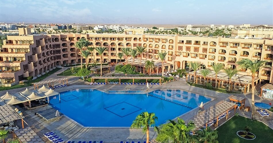 Hotel Continental Hurghada: fotografie vybavení exteriérů a interiérů ubytování.