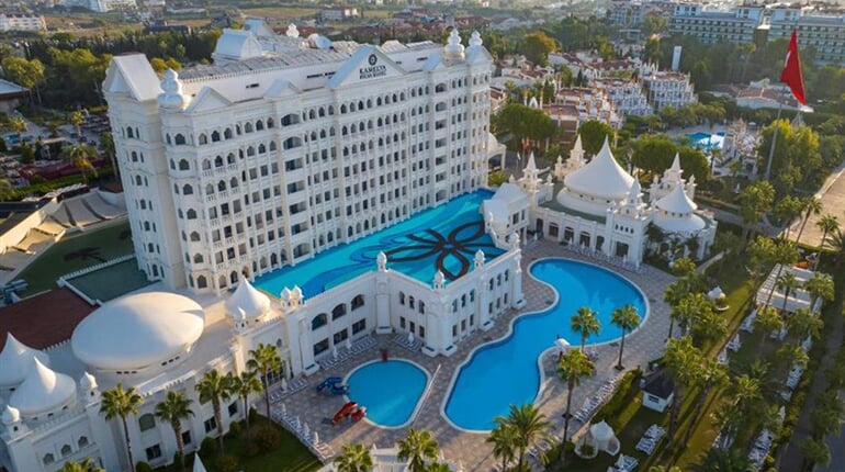 Hotel Sentido Kamelya Fulya: fotografie vybavení exteriérů a interiérů ubytování.