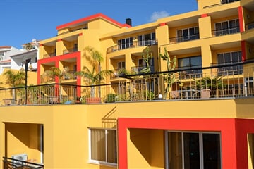 Caniço de Baixo - Aparthotel Cais da Oliveira