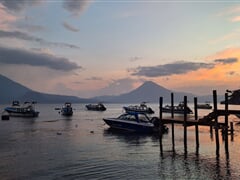 Jezero Atitlán - nejkrásnější jezero Ameriky