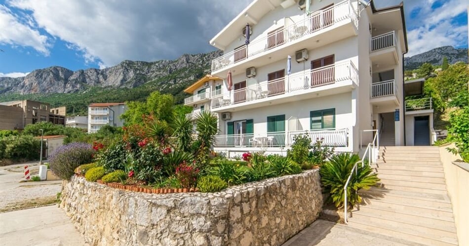 Neda (Maršić) vila - Gradac - Chorvatsko - 101 CK Zemek