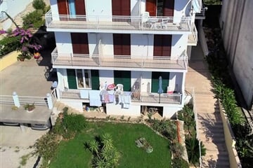 Gradac - Neda (Maršić) vila ***