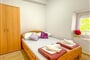 Mari i Kiara vila - apartmán pro 4 osoby 1/2+2, 1. patro - Gradac - 101 CK Zemek - Chorvatsko