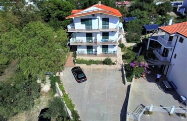 Gradac - Slavena vila ***