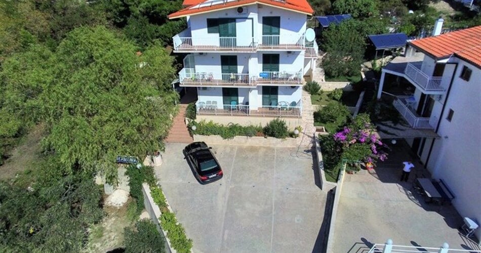 Slavena vila - Gradac - 101 CK Zemek - Chorvatsko