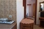 Aparthotel Chrysanthi: fotografie vybavení exteriérů a interiérů ubytování.