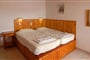Aparthotel Chrysanthi: fotografie vybavení exteriérů a interiérů ubytování.
