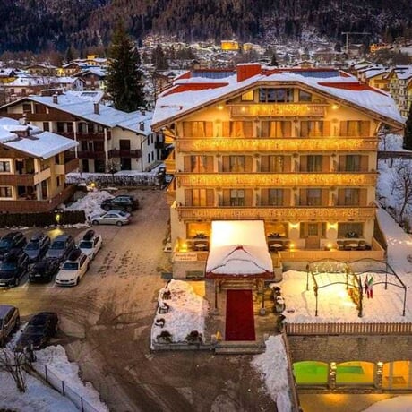 Hotel Beverly Alps & SPA ****S - Pinzolo
