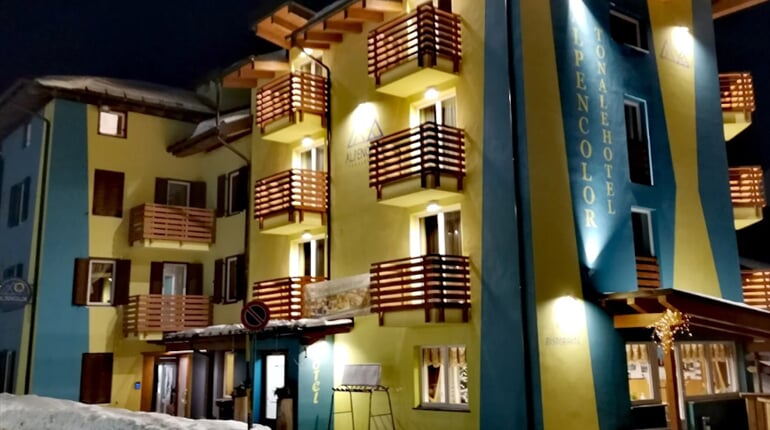 AlpenColor Tonale Hotel, Passo Tonale (1)