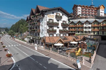 Hotel Ghezzi *** - Andalo