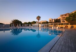 Vassilikos - Hotel The Bay