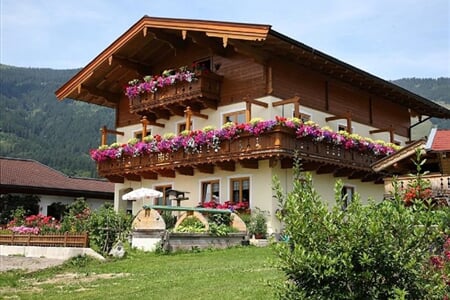 Zell am See - Kaprun - Penziony v Maishofenu