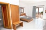 Hotel Costa Konte Beach Resort: fotografie vybavení exteriérů a interiérů ubytování.