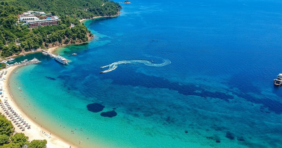 Řecko - Skiathos - pláž Koukounaries