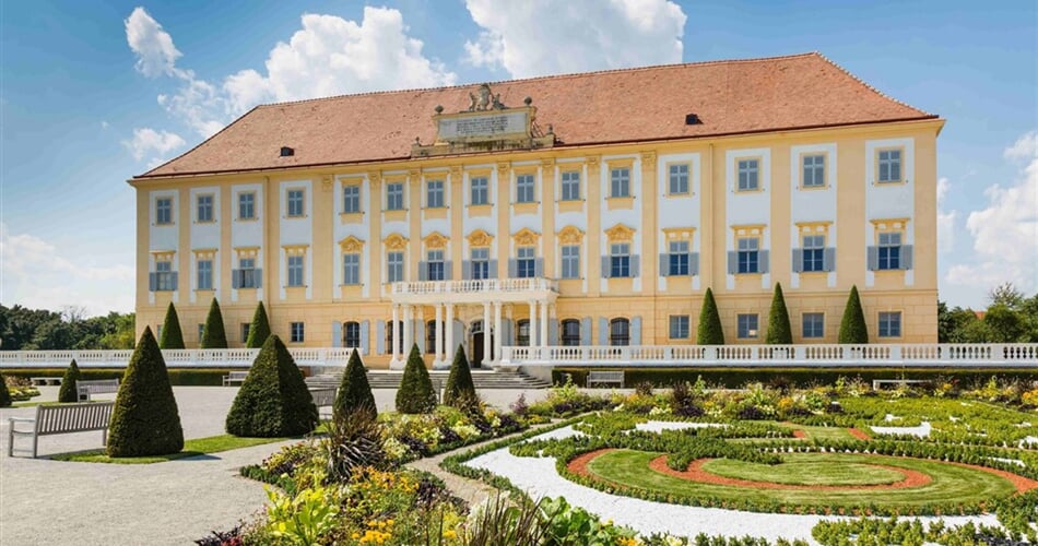 Rakousko - barokní zámek Hof