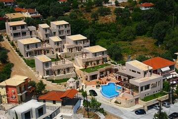 Nikiana - Hotel Tesoro