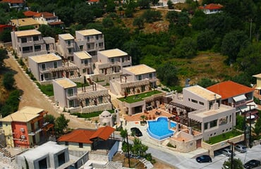 Nikiana - Hotel Tesoro