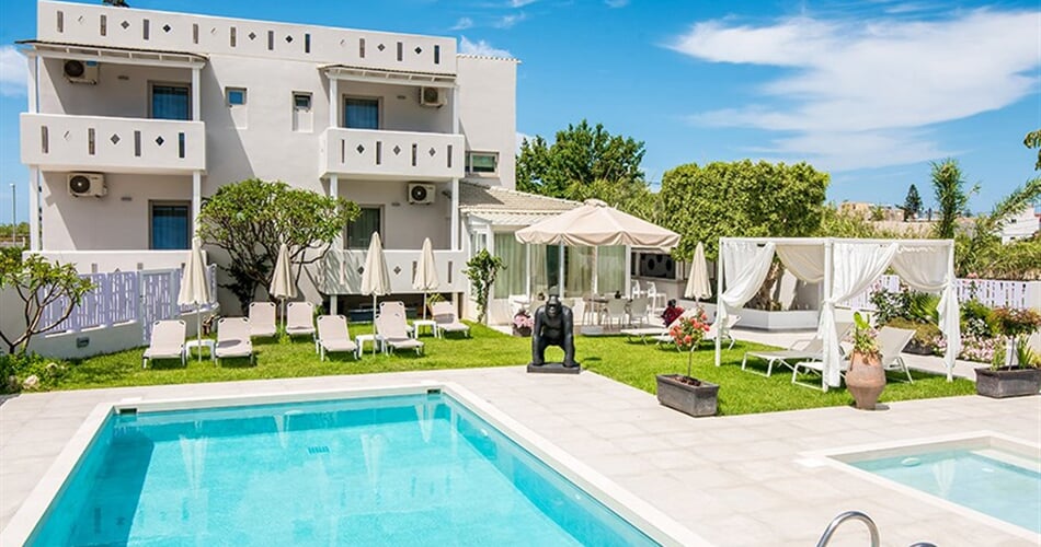 Marianthi-Hotel-1