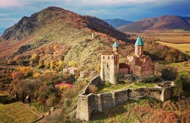 To nejlepší z Gruzie + TAJEMNÉ HORSKÉ KLÁŠTERY + VÝROBA KOŇAKU A VÍNA