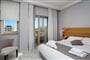 Hotel Lefkas: fotografie vybavení exteriérů a interiérů ubytování.
