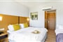 Hotel Lefkas: fotografie vybavení exteriérů a interiérů ubytování.