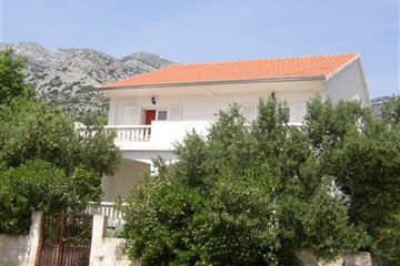 Orebič (Pelješac) - Senka vila ***