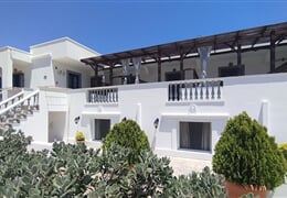 Lefkos - Studia White Castle
