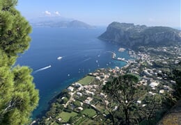 Ischie, Capri, Procida - 3 Sirény Neapolského zálivu ***