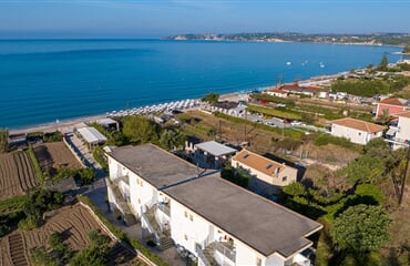 Lourdas - Apartmánový dům Aridas at the Beach