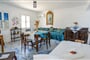 Apartmánový dům Angelica´s Traditional: fotografie vybavení exteriérů a interiérů ubytování.