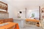 Hotel Saraya Resort - Leros: fotografie vybavení exteriérů a interiérů ubytování.
